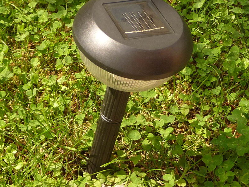 Solar Stake Path Light, Warm White LED, Dusk-to-Dawn